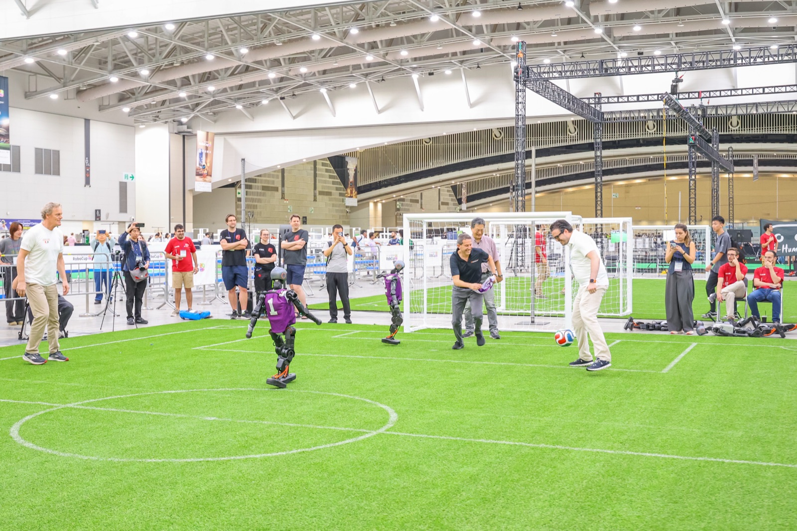 The trustees' cascarita against the humanoids — RoboCup 2026, Incheon